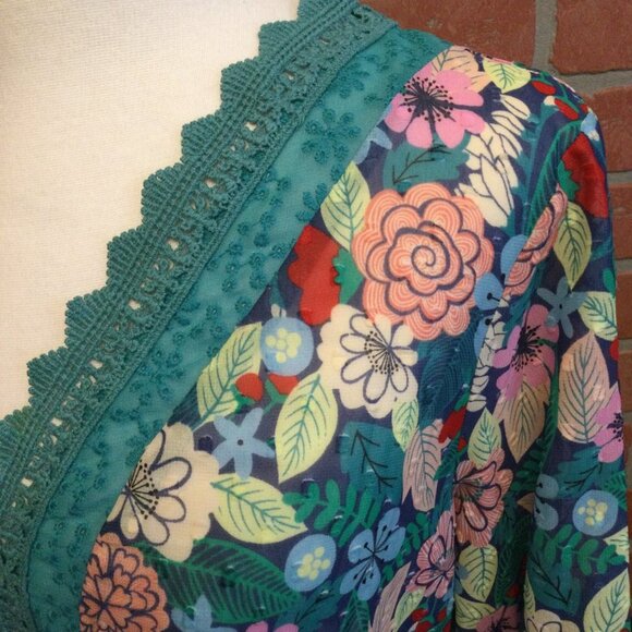 Matilda Jane Women's boho top size M floral sheer lace trim long sleeve - Picture 4 of 7